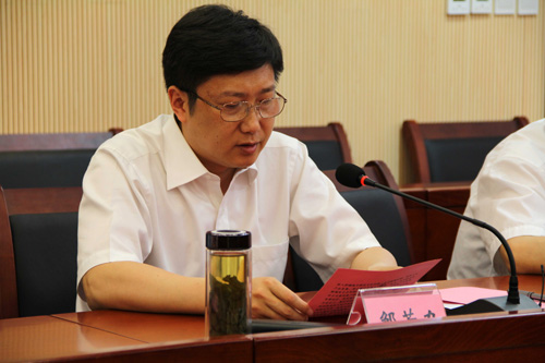 梓潼县委书记邹若力在讲话中指出,文化旅游创意产业园项目将有力促进